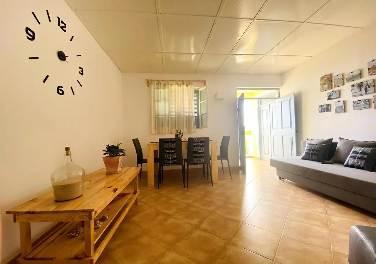 Ca' Santa Barbara, Free Wi-Fi, Sea View, Sal Rei, Boa Vista, Cape Verde Apartment